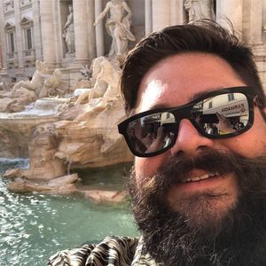 Meet your Posher, Nicholas